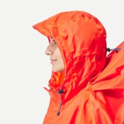 Quechua Poncho De Pluie De Randonnée - MT900 - 75L - Rouge - S/M 8 Quechua Poncho De Pluie De Randonnée - MT900 - 75L - Rouge - S/M -Quechua poncho de pluie de randonnee mt900 75l rouge sm 3