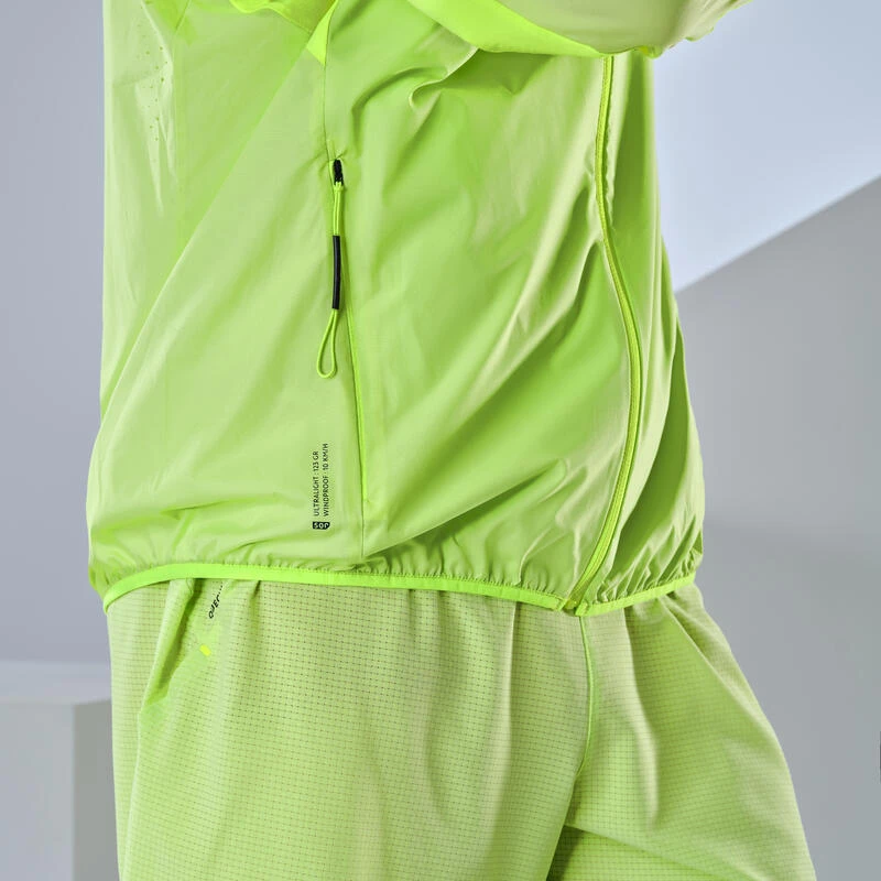 Quechua Short De Randonnée Rapide FH 900 Homme Jaune. 5 Quechua Short De Randonnée Rapide FH 900 Homme Jaune. – Image 5