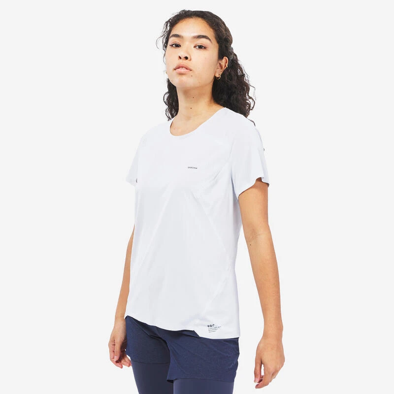 Quechua Tee Shirt Ultra Léger De Randonnée Rapide FH 500 Femme Ice. 1 Quechua Tee Shirt Ultra Léger De Randonnée Rapide FH 500 Femme Ice.